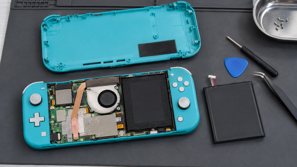 現在の画像に代替テキストがありません。ファイル名: Switch-Lite-バッテリー交換.png