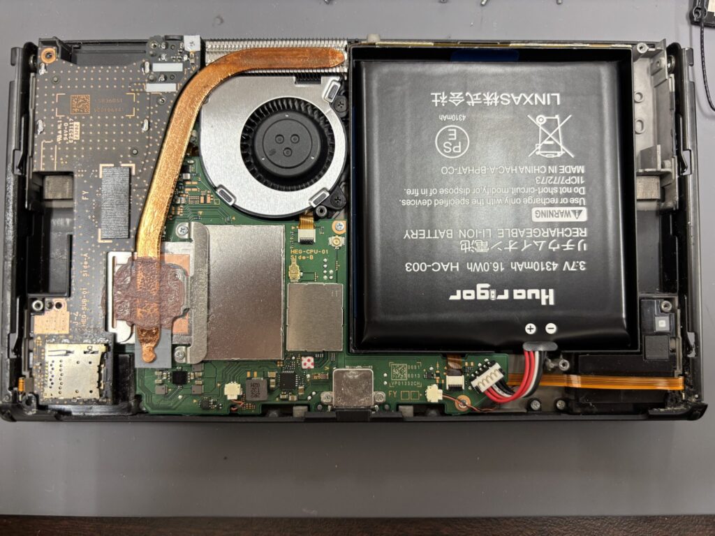 現在の画像に代替テキストがありません。ファイル名: switch-バッテリー交換.jpeg